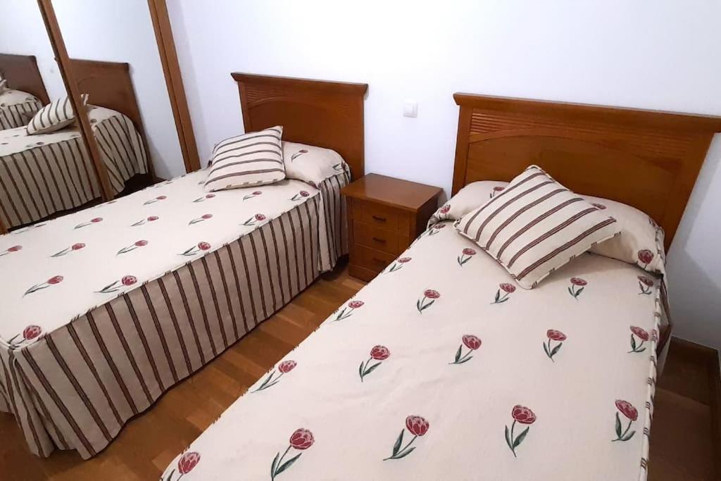Apartamento Vistas Al Mar Con Piscina Y Terraza Foz Ngoại thất bức ảnh